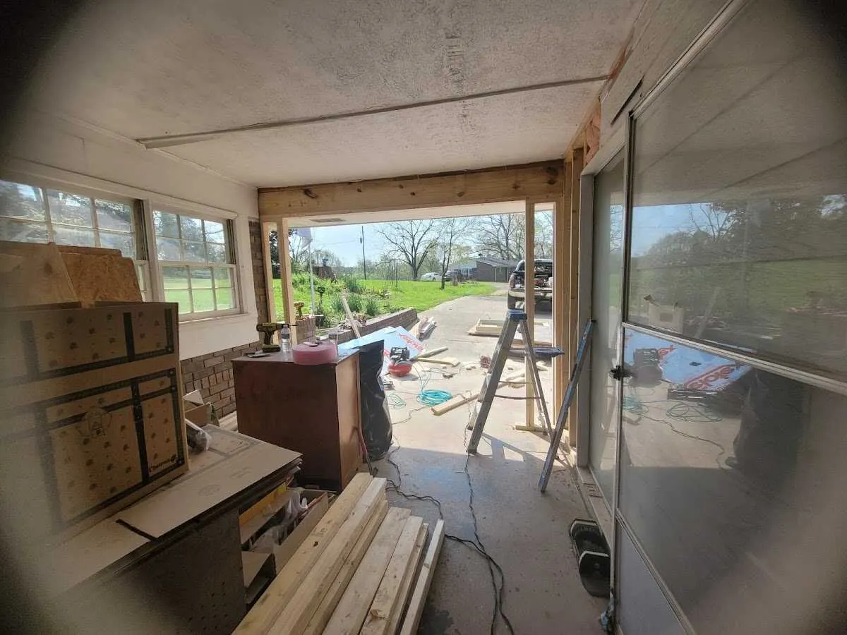 Air movers and dehumidifier for Water Mitigation Services in Bartonville